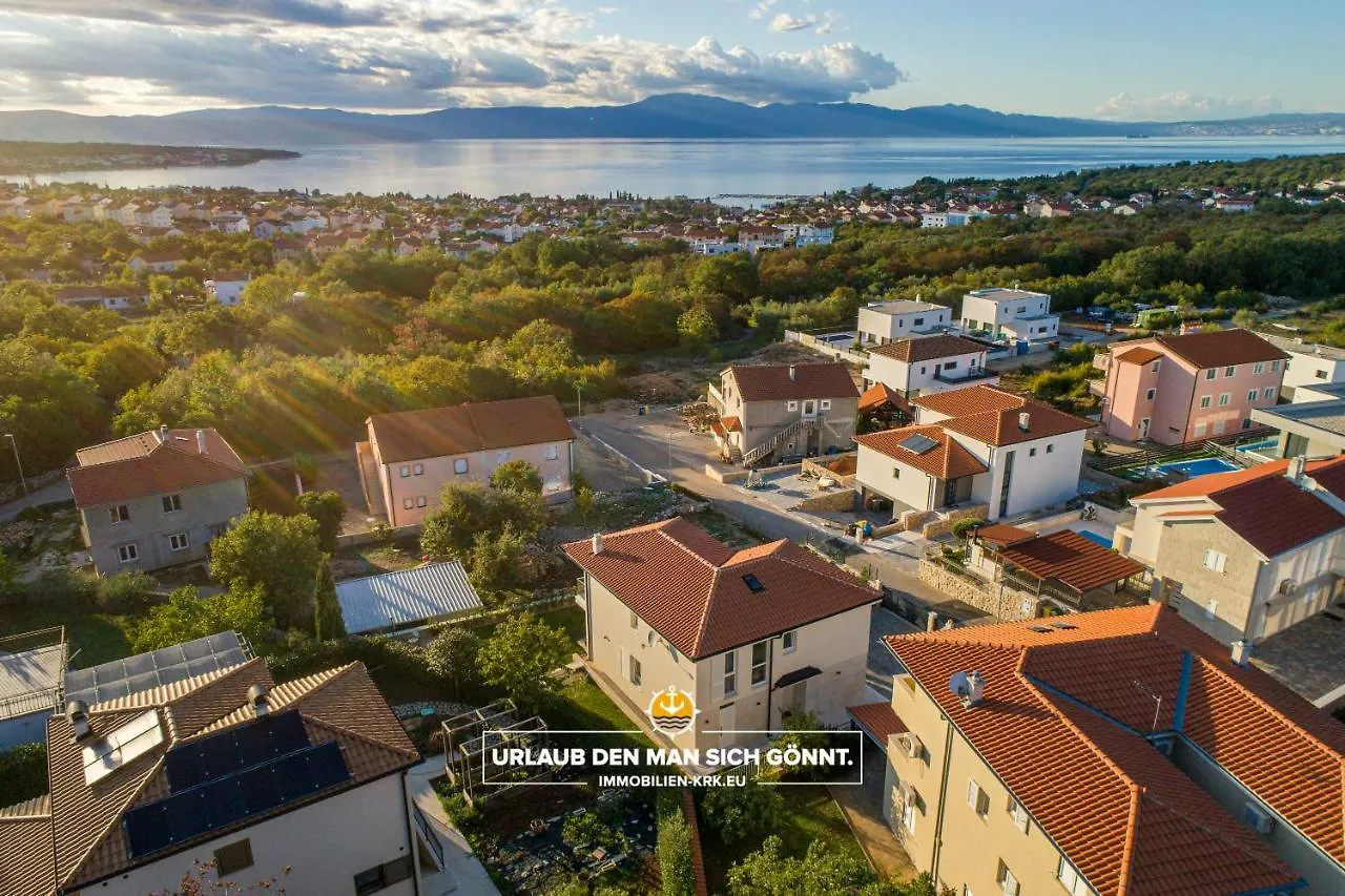 Villa Richard Malinska 0*,  Croatia
